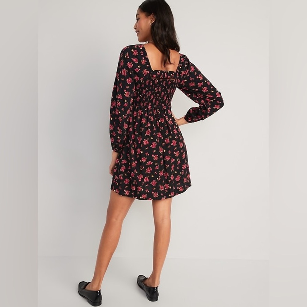 Old Navy Fit & Flare Puff-Sleeve Floral Smocked Mini Dress